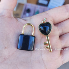 Charger l'image dans la galerie, Pendentifs Clé et Cadenas (pierres au choix)