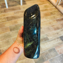 Charger l'image dans la galerie, Grosse Labradorite polie