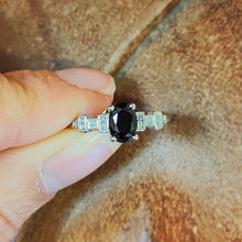 Cargar imagen en el visor de la galería, Bague réglable en Spinelle