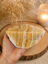 Cargar imagen en el visor de la galería, Bloc de calcite jaune polie / brute