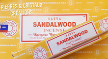 Cargar imagen en el visor de la galería, Boite de 12 bâtons d'encens de Bois de Santal