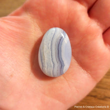 Charger l'image dans la galerie, Pendentifs Pierres roulées percées en Calcédoine