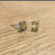 Load image into Gallery viewer, Clous d'oreilles Citrine