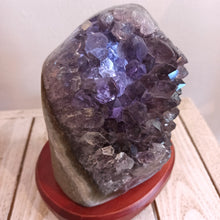 Charger l'image dans la galerie, Lampe veilleuse en Améthyste brute