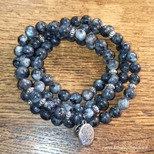 Load image into Gallery viewer, Mala Labradorite Scandinave