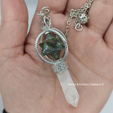 Load image into Gallery viewer, Pendule Merkaba cuivrés ou argentés