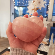 Load image into Gallery viewer, Cœur en Quartz rose

