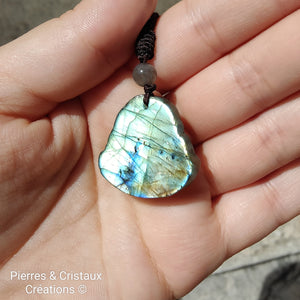 Collier Bouddha en Labradorite