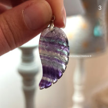 Cargar imagen en el visor de la galería, Pendentif Aile Fluorite
