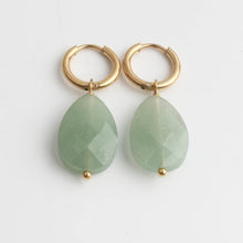 Cargar imagen en el visor de la galería, Boucles d'oreilles inoxydables aventurine verte
