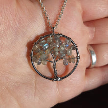 Charger l&#39;image dans la galerie, Pendentif Arbre de Vie (plusieurs pierres disponibles)
