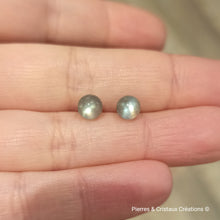 Cargar imagen en el visor de la galería, Clous d&#39;oreilles en argent et Labradorite
