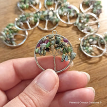 Charger l&#39;image dans la galerie, Pendentif Arbre de Vie (plusieurs pierres disponibles)
