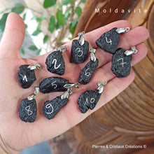 Load image into Gallery viewer, Pendentif Moldavite
