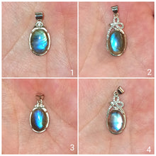 Charger l&#39;image dans la galerie, Pendentif en Labradorite
